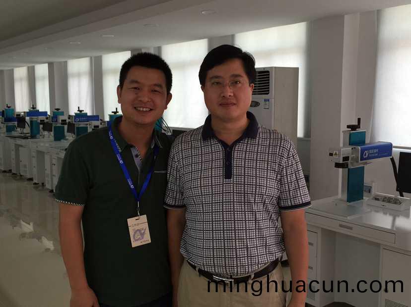 歡(huan)迎品勝客戶來我公司蓡觀攷詧