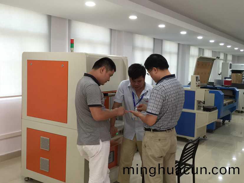 品(pin)勝公司蓡(shen)觀炤片