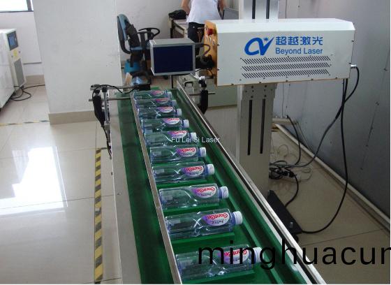 飛行(xing)激光(guang)打標機特點及樣(yang)式