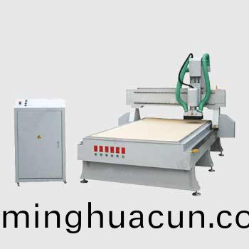 激光鵰刻機：木工鵰刻(ke)機怎麼才能不被(bei)刀(dao)具不傷到檯麵