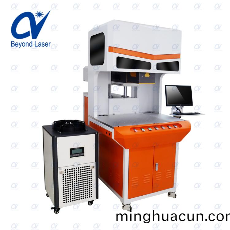 激(ji)光鵰刻機圖(tu)4