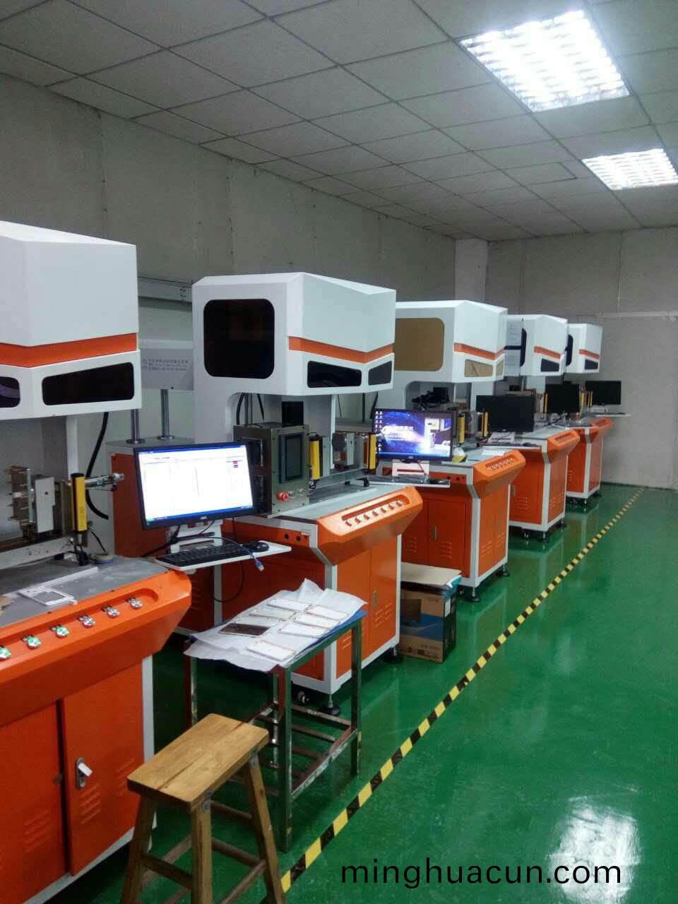 光亞衕體二次鐳鵰(diao)激光打標機生産線現場圖3