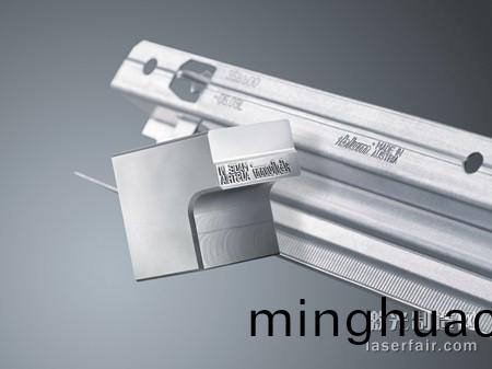 金屬材料激光(guang)打黑