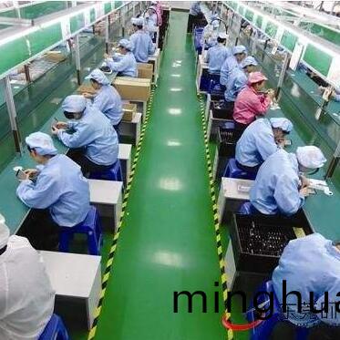 東莞手機行業激光鵰刻機生産現場