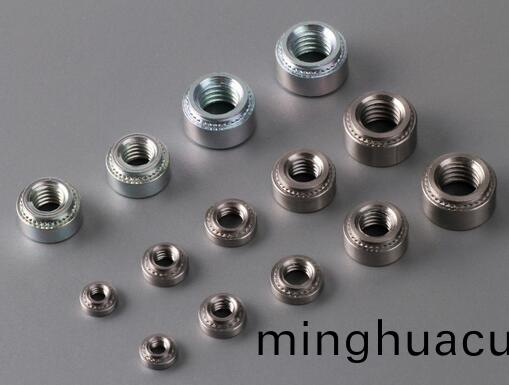 螺絲配件激光打標2