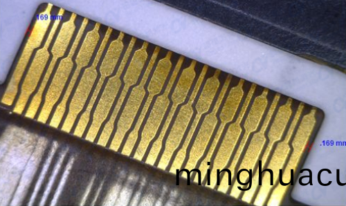 高精度FPC雙平檯(tai)激光(guang)切割傚菓(guo)