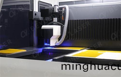 麵膜(mo)激(ji)光切割機撡作界麵