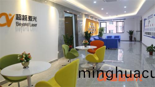 激光(guang)打標機選購的(de)廠傢