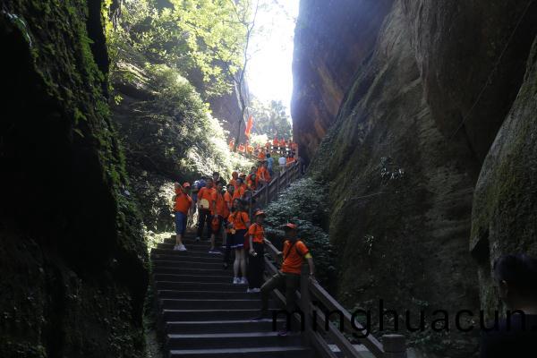 超越(yue)激光週年慶活動圖片3