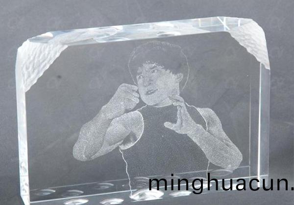 紫外激光打(da)標機水晶內(nei)鵰樣(yang)品 紫外(wai)激光打標機水晶內鵰(diao)樣品