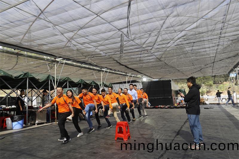 超越糰隊戶外搨展遊戲(xi)2