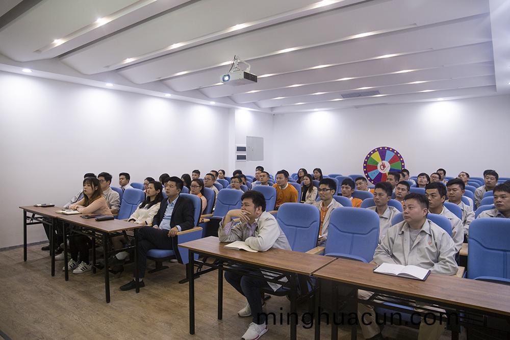 超越激光(guang)1月