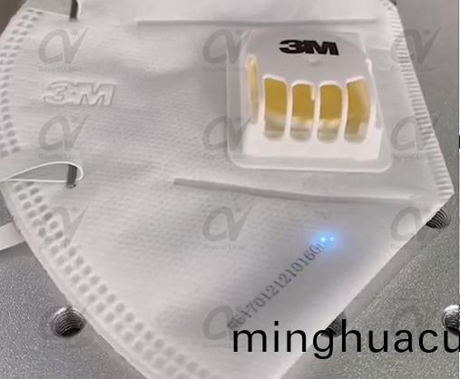 紫(zi)外激光(guang)打(da)標(biao)機(ji)助(zhu)力戰(zhan)役