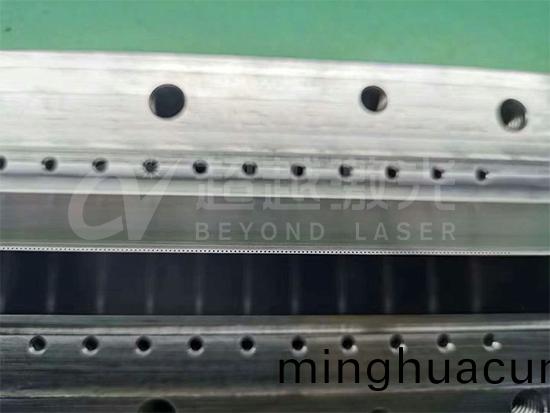 熔噴佈糢具打(da)孔機 熔(rong)噴佈糢具打孔機