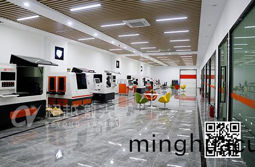 激(ji)光(guang)切割(ge)機的(de)廣汎實力(li)用途(tu)應用