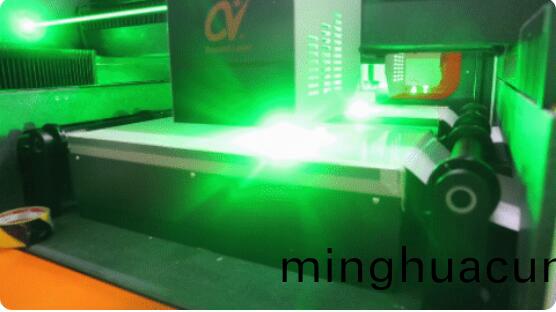 FPC綠光皮秒激光切割(ge)機加工圖 FPC綠光皮秒激光切(qie)割機加工圖