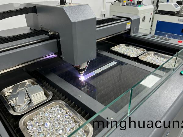 紅外皮秒激光切割機：不止珠寶加工！多領域鋯石薄(bao)片切割的全能設備